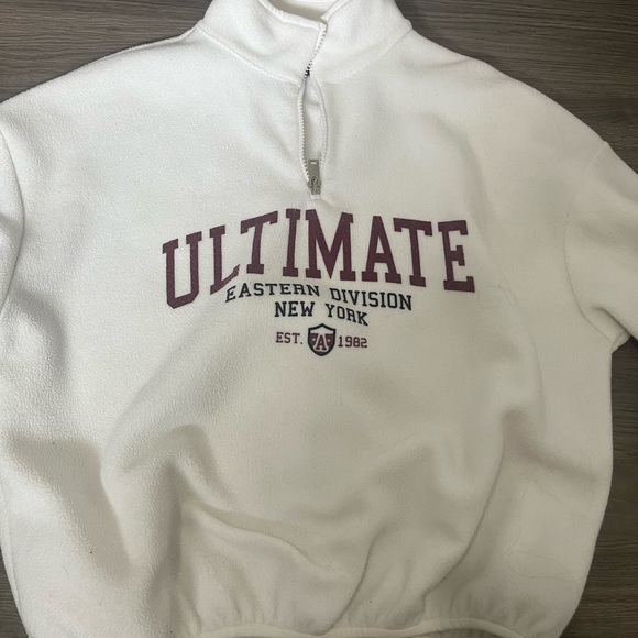 Ardene Quarter Zip - Picture 1 of 2